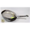 Image 1 : 3 SMALL PANS