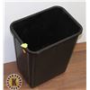 Image 1 : SMALL GARBAGE CAN