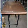 Image 1 : BAR HEIGHT RESTAURANT TABLE WITH BASE