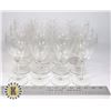 Image 1 : LOT OF 12 16 OZ TALL WINE GLASSES
