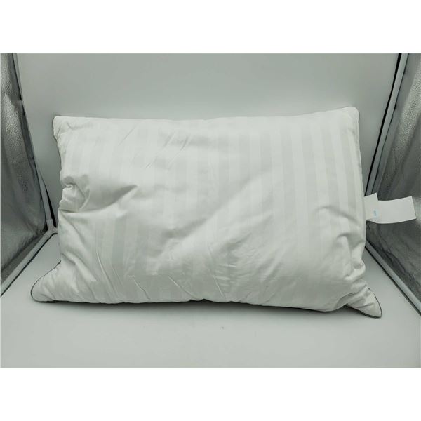 Hotel Grand Pillow (standard/queen)