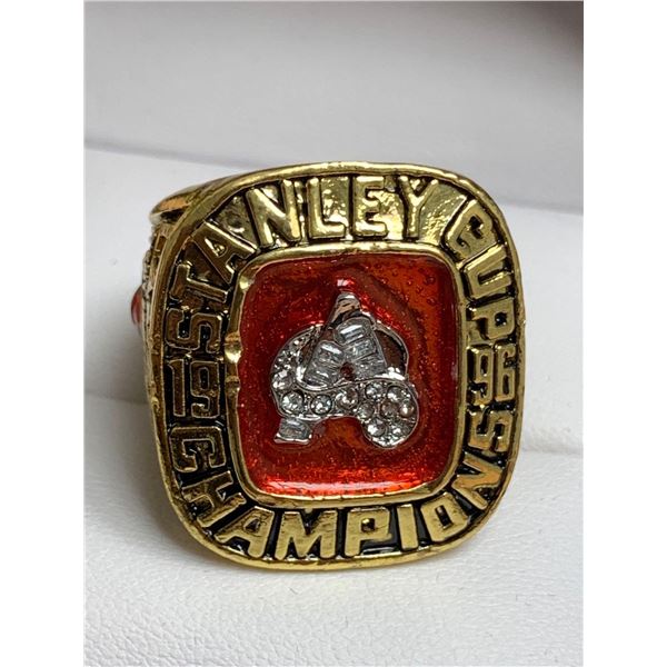 COLORADO AVALANCE Stanley Cup Championship commemorative ring 52.3g