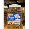 Image 2 : Friskies Party Mix Cat Treats Lot of 3 x454g
