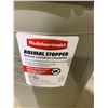 Image 2 : New Rubbermaid Animal Stopper Refuse Container 121L/32 Gal - NO LID