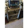 Image 1 : Rubbermaid 3 Shelf Shop Cart