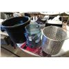 Image 1 : Black Keg Tub, Ice Bucket & Aluminum Colander