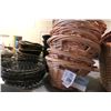 Image 2 : Lot of Wicker Baskets & Serving Baskets, Paper Product