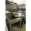 Image 2 : Portable S/S Ice Bin w/Shelf & Storage