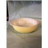 Image 1 : 10 inch yellow Pyrex casserole dish