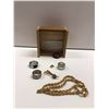 Image 1 : Small wooden box of assorted jewelry - 3 rings/ gold plated necklace & tie pin