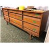 Image 2 : 9 drawer mid-century wood veneer long dresser