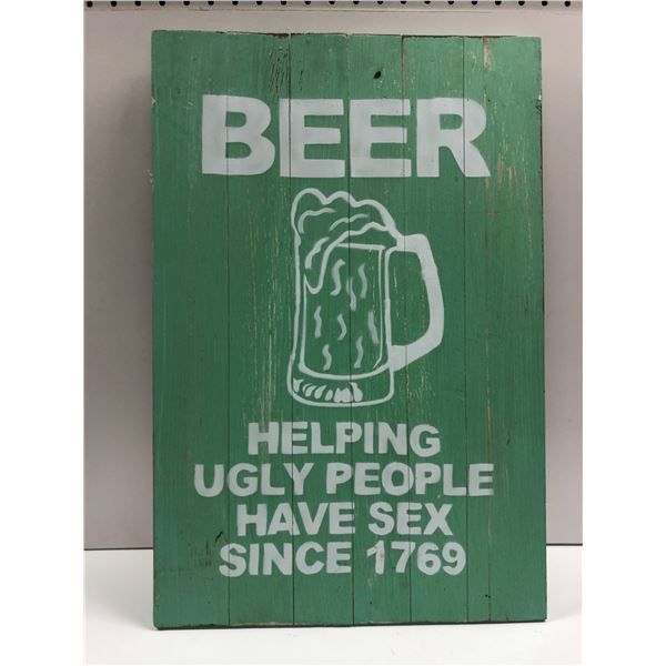Nostalgic "Beer" wooden sign - 15 3/4in x 23 3/4in