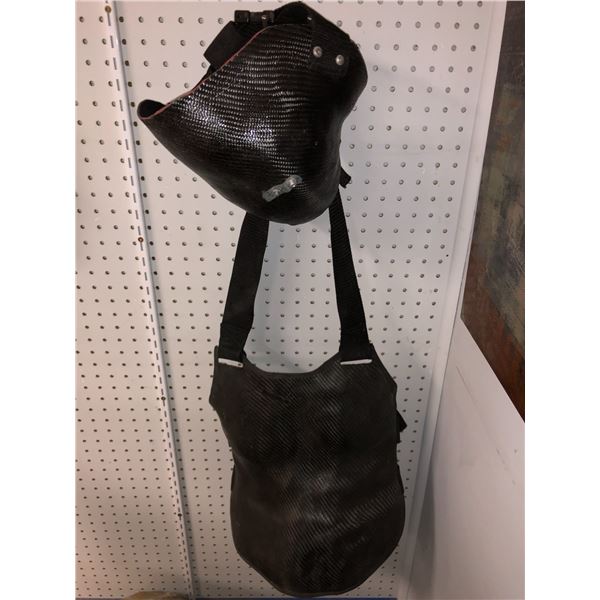 2 pc carbon fiber impact-proof chest & shoulder protective gear
