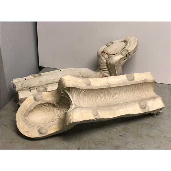 "Alone In The Dark"- Sandworm Mold