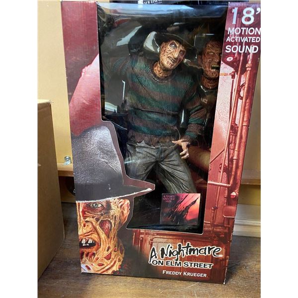 "Freddy vs Jason" - A Nightmare on Elm Street Freddy Krueger 18in motion-activated toy