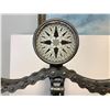 Image 2 : Industrial design heavy chain & gear double bulb table lamp