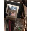 Image 2 : Pallet lot of approx. 8 boxes of assorted pictures/ picture frames/ artificial plants/ misc. househo