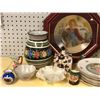 Image 2 : Shelf lot of assorted collectibles & decorative household items