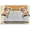 Image 1 : 400 COUNT BOX OF MLB BASEBALL CARDS, TOPPS, UD