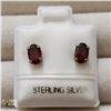 Image 1 : BZ519-144 SILVER GARNET EARRINGS