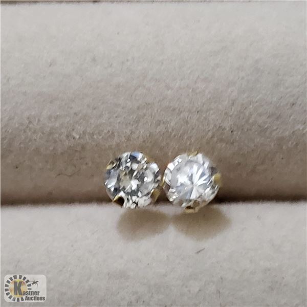 BZ519-143 14K YELLOW GOLD CZ EARRINGS