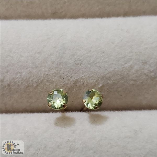 BZ519-109 10K YELLOW GOLD PERIDOT EARRINGS