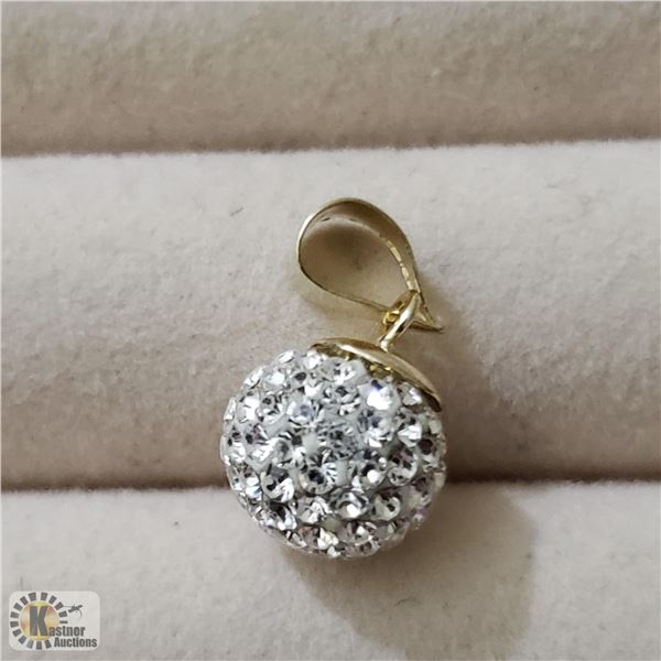 BZ519-127 10K YELLOW GOLD CZ 0.98G PENDANT