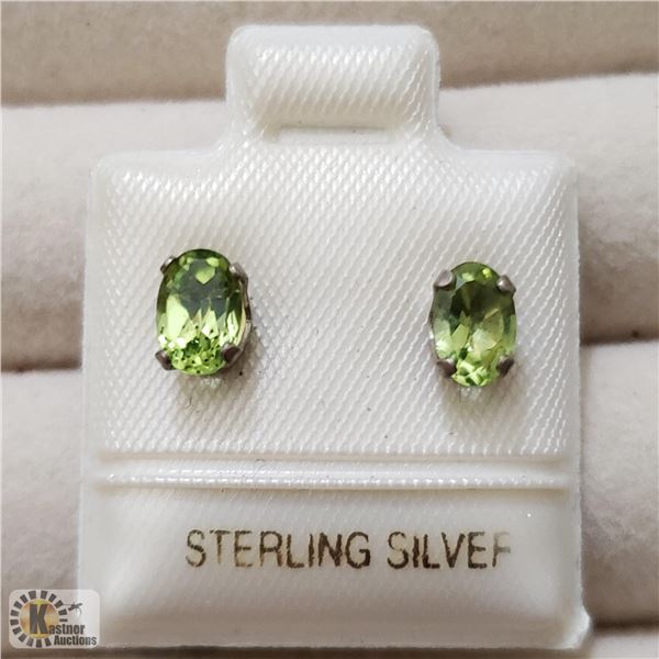 BZ519-142 SILVER PERIDOT EARRINGS