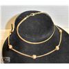 Image 1 : GOLD TONE NECKLACE + BRACELET