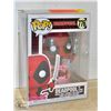 Image 1 : MARUEL POP DEADPOOL 776 IN CAKE BOBBLEHEAD