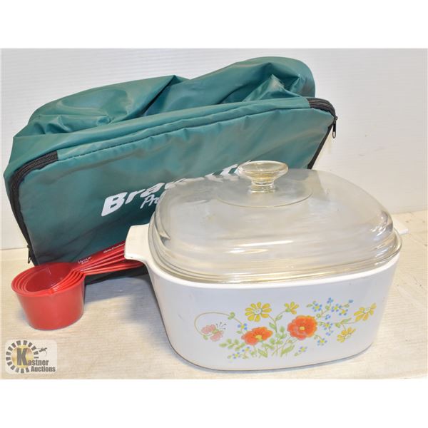 CASEROLE PAN WITH LID, MEASURING CUPS, AND A