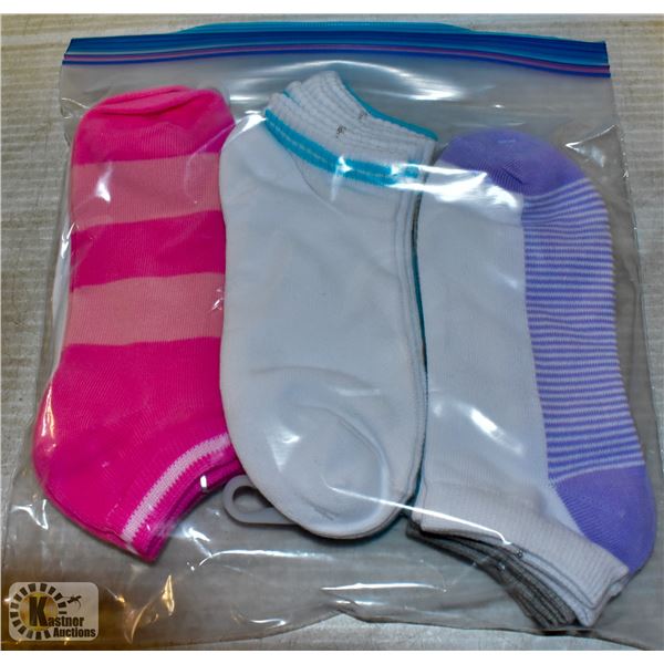 9 PACK LADIES ANKLE SOCKS  *STYLE/COLOUR MAY VARY*