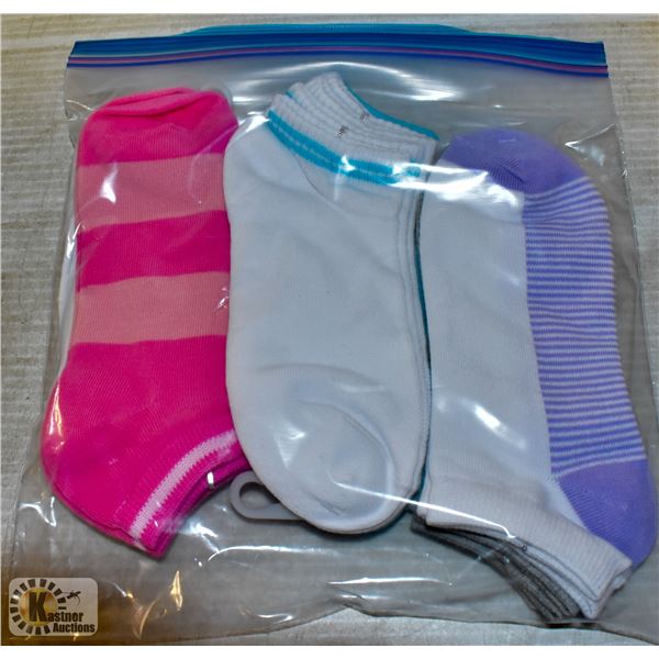 9 PACK LADIES ANKLE SOCKS  *STYLE/COLOUR MAY VARY*