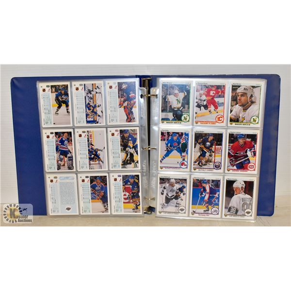 BINDER OF HOCKEY CARDS