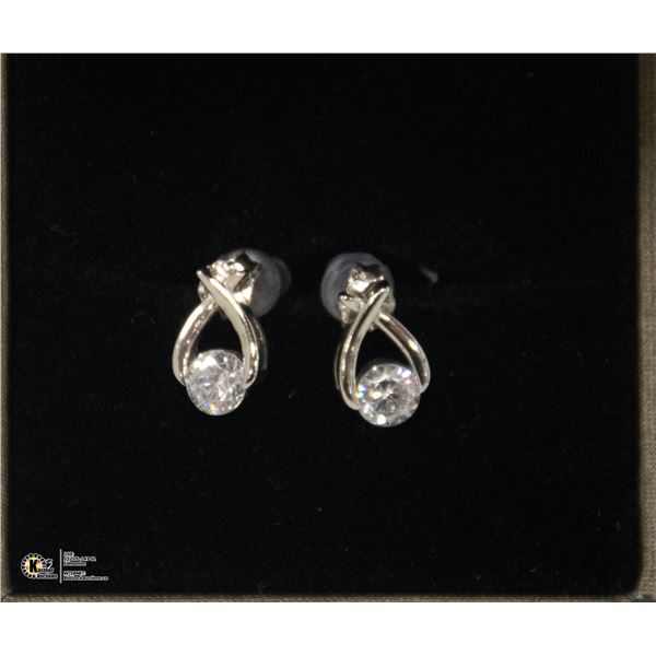 CUBIC ZIRCONIA STUD EARRINGS