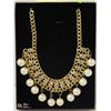 Image 1 : HEAVY GOLD TONE PEARL AND CUBIC ZIRCONIA NECKLACE