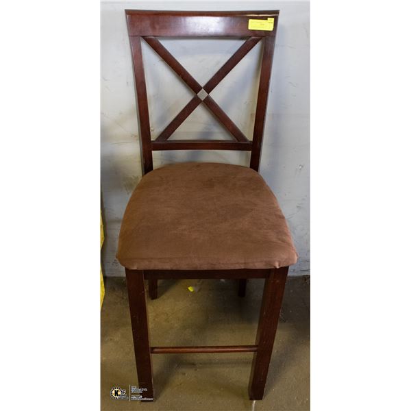 WOODEN BARSTOOL