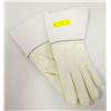 Image 1 : VINTAGE WHITE COWBOY CUFF DRESS GAUNTLET GLOVES