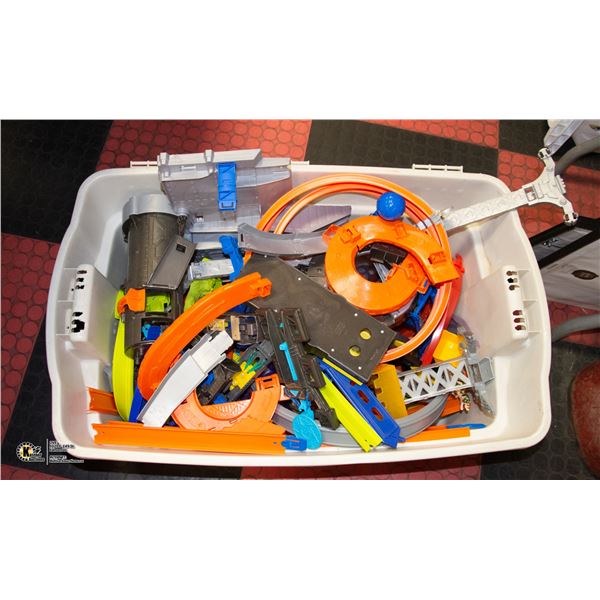 JUMBO TOTE FULL OF HOT WHEELS TRACK SETS AND