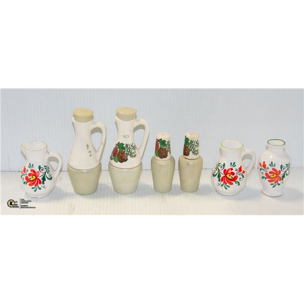 VINEGAR, OIL, S+P SHAKERS & 3 MINI VASES/JUGS