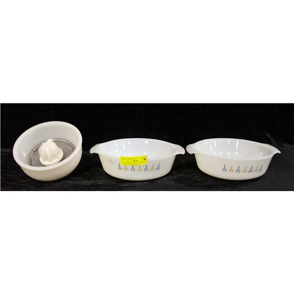 2 X ANCHOR HOCKING FIRE-KING 1.5QT MIXING BOWLS +