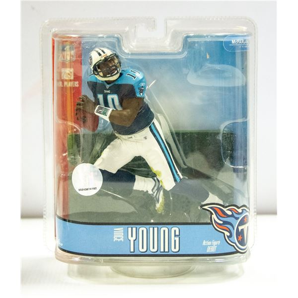 VINCE YOUNG #10 NFL TITANS - UNOPENED