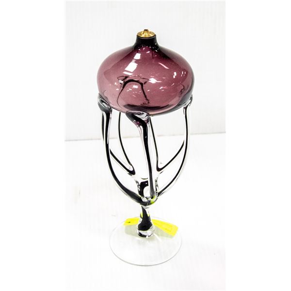 MAROON ART GLASS OIL LAMP