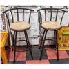 Image 1 : PAIR OF BAR HEIGHT STOOLS