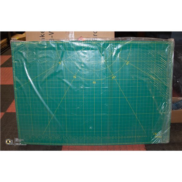 NEW FOME A1 DOUBLE SIDED CUTTING MAT, 35 X 23 