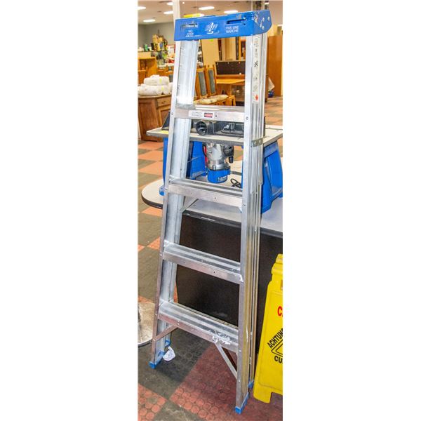 5FT ALUMINUM LADDER