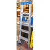 Image 1 : 5FT ALUMINUM LADDER