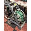 Image 1 : 100 FOOT GARDEN HOSE WITH STAND