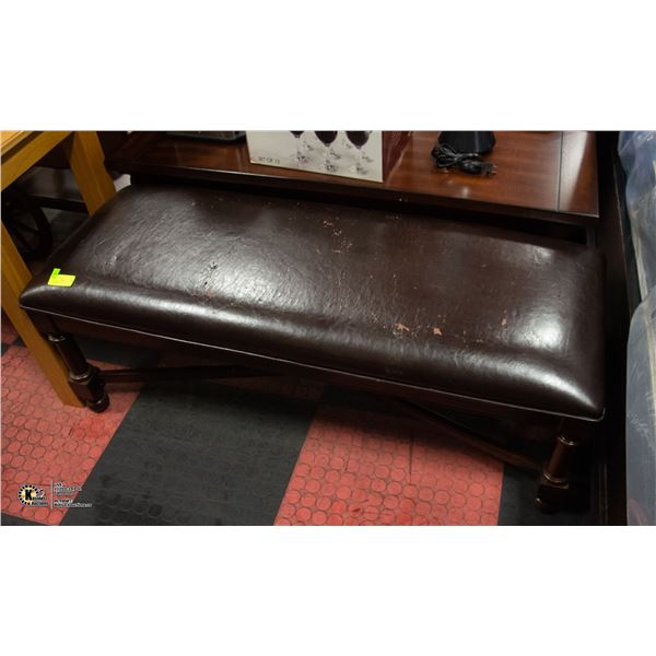 LEATHERETTE BENCH H-18.5  W-19  L-48.5 