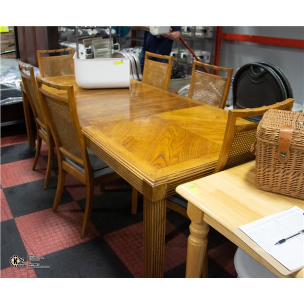 SOLID WOOD KITCHEN TABLE WITH 6 CHAIRS + 2 LEAFS